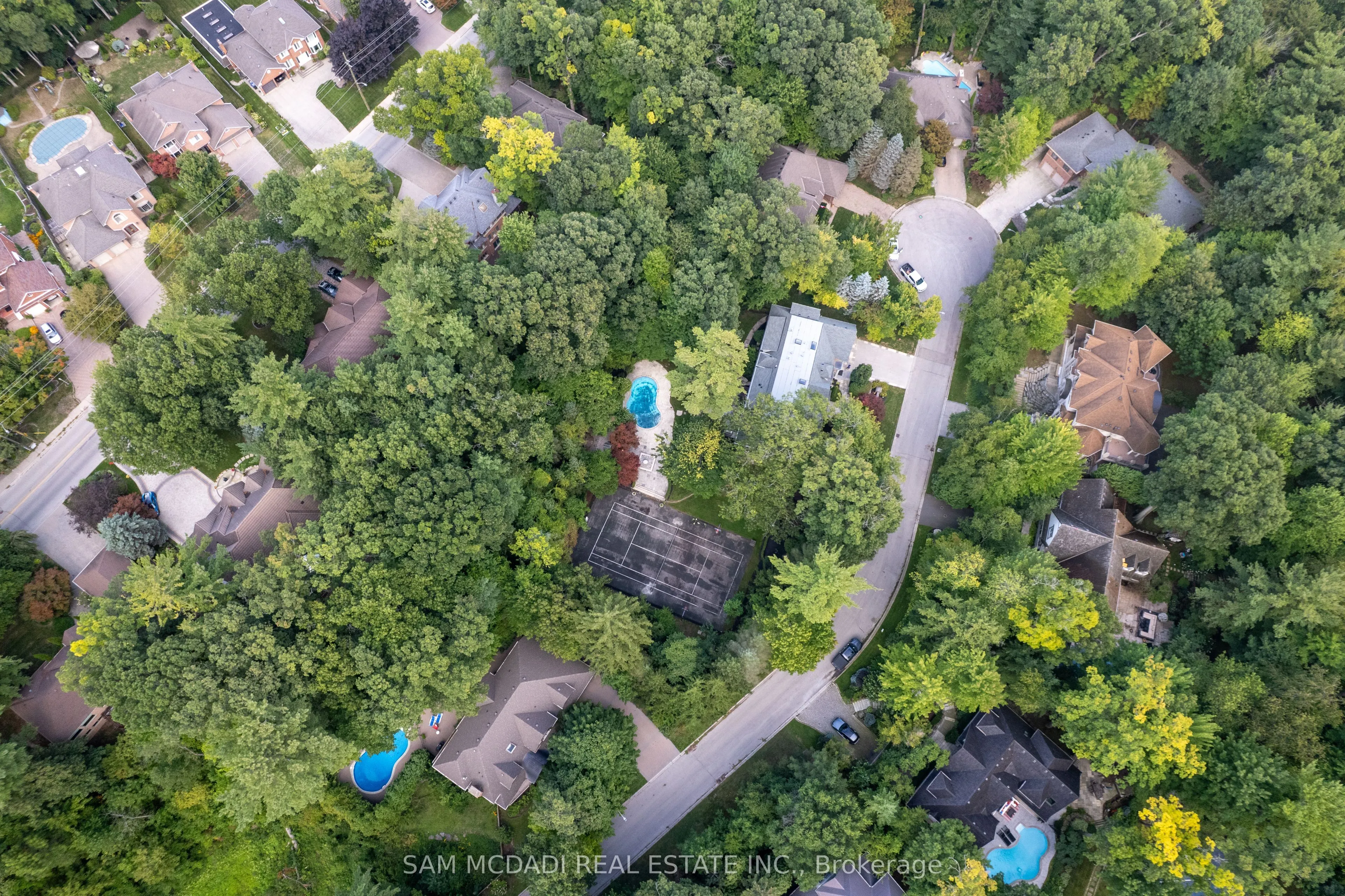 2035 Heartwood Court, ON L5C 4P7