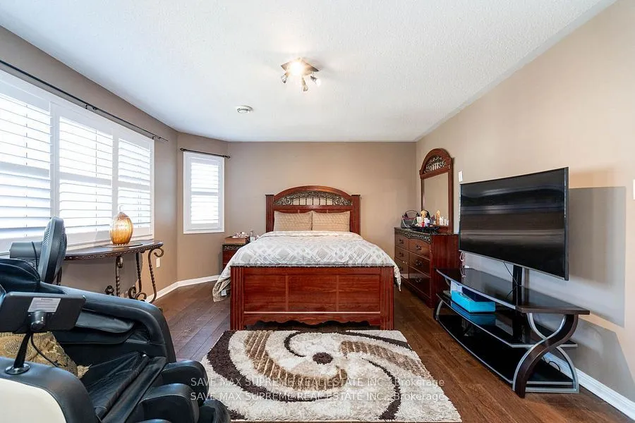 424 Tonelli Lane, ON L9T 0N4