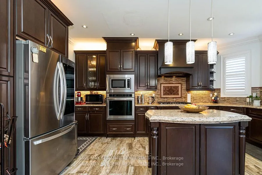 424 Tonelli Lane, ON L9T 0N4