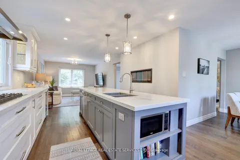 1019 Mesa Crescent, ON L5H 3T6