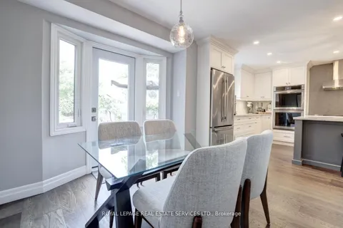 1019 Mesa Crescent, ON L5H 3T6