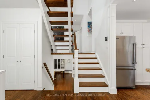 2088 Saxon Road, ON L6L 2V2