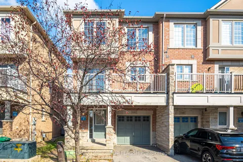 1082 Felicity Crescent, ON L5V 0B2