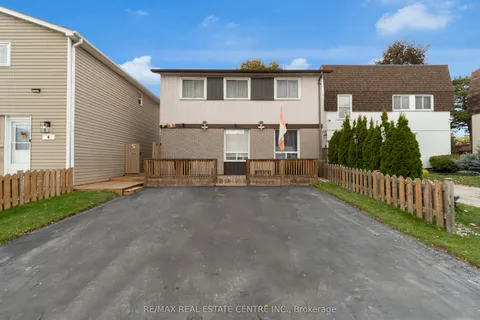 5 Hawkins Court, ON L6S 2N7