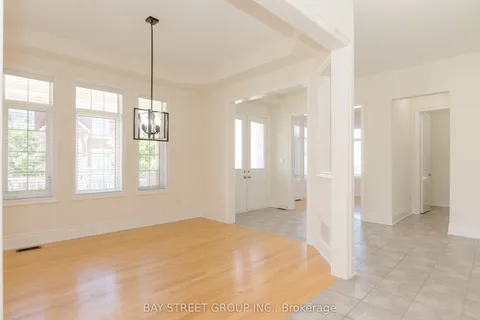 3127 Streamwood Pass, ON L6H 0T2