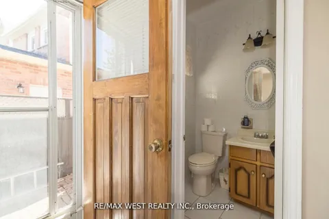 52 Amantine Crescent, ON L6W 4A1