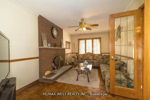 52 Amantine Crescent, ON L6W 4A1