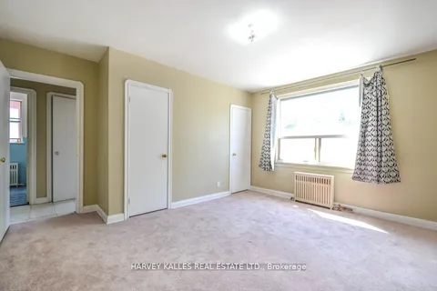 90 Trethewey Drive, ON M6M 4B4