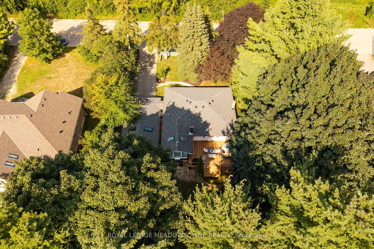 10182 Tenth Line, ON L0P 1K0