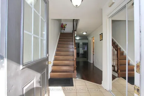 25 Wicklow Road, ON L6X 0J6