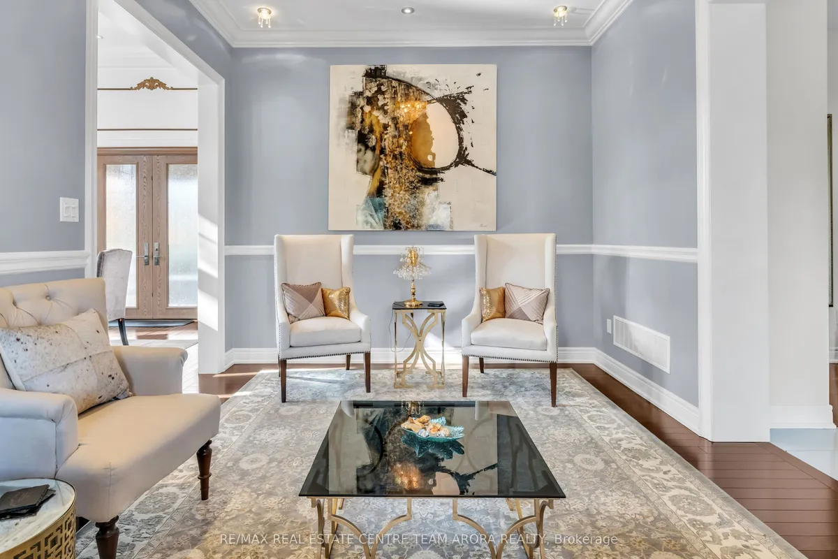 2 Berkwood Hollow, ON L6Y 0G8