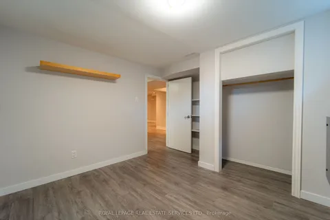 1071 Joan Drive, ON L7T 3H3