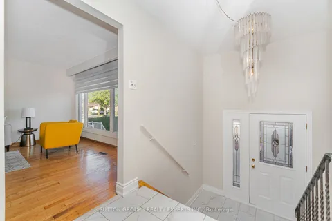 3783 Keenan Crescent, ON L4T 3M1