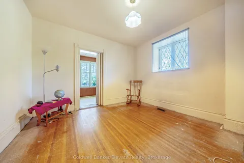 53 Willow Street, ON L7J 1Z8