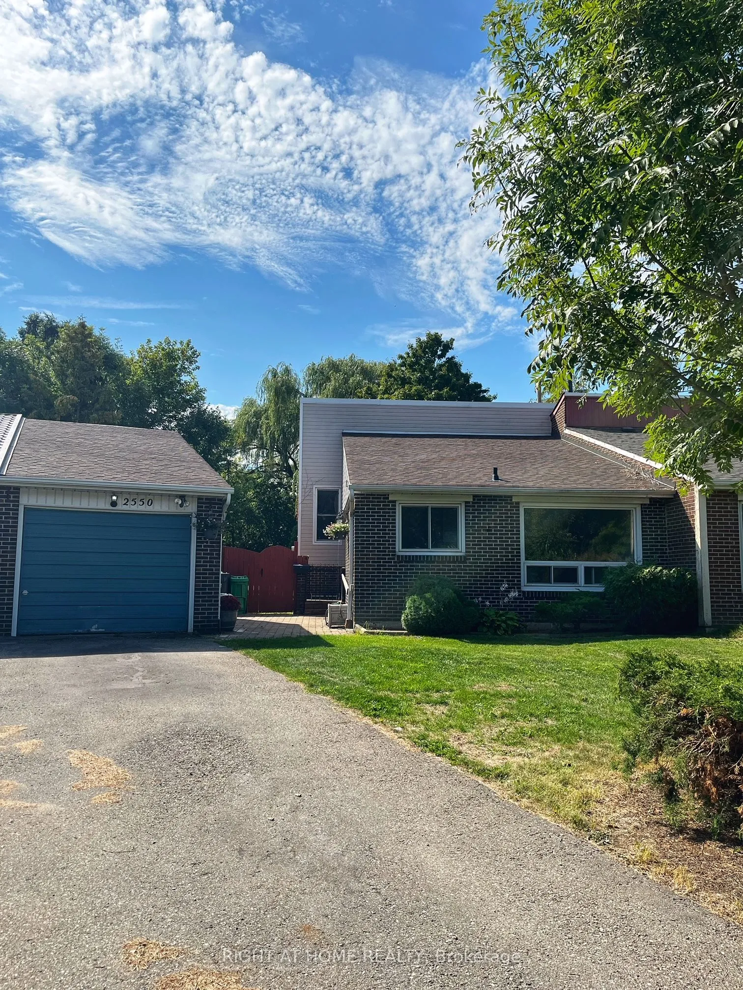 2550 Mainroyal Street, ON L5L 1C9