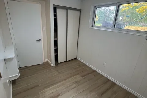 2550 Mainroyal Street, ON L5L 1C9