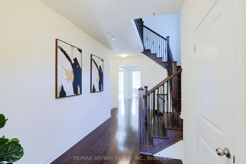 379 Valleyway Drive, ON L6X 5S7