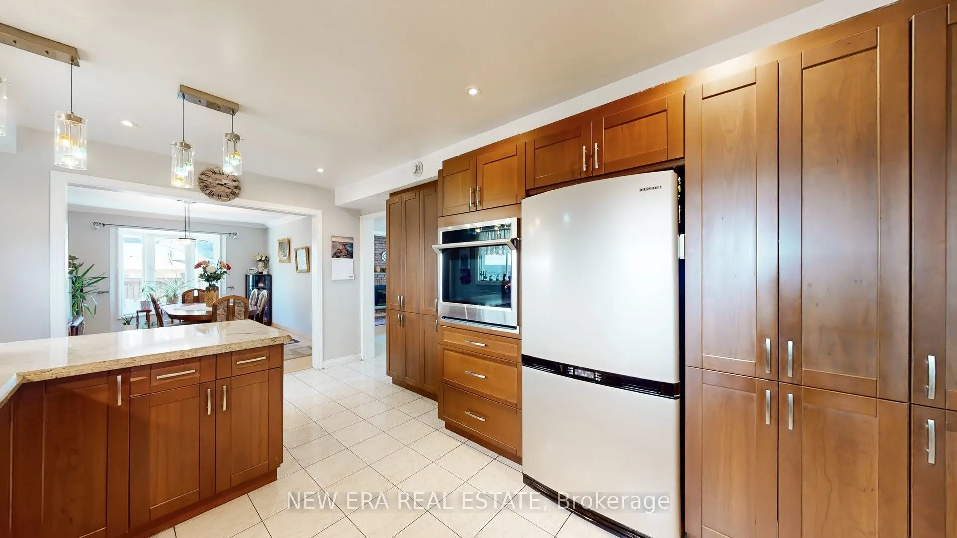 1380 Daniel Creek Road, ON L5V 1V3