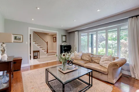 297 Sunset Drive, ON L6L 3M5