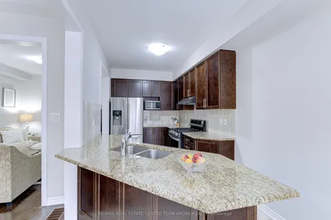 66 Swanton Road, ON L6X 0Y9