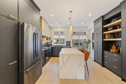 2150 Trafalgar Road, ON L6H 8A5