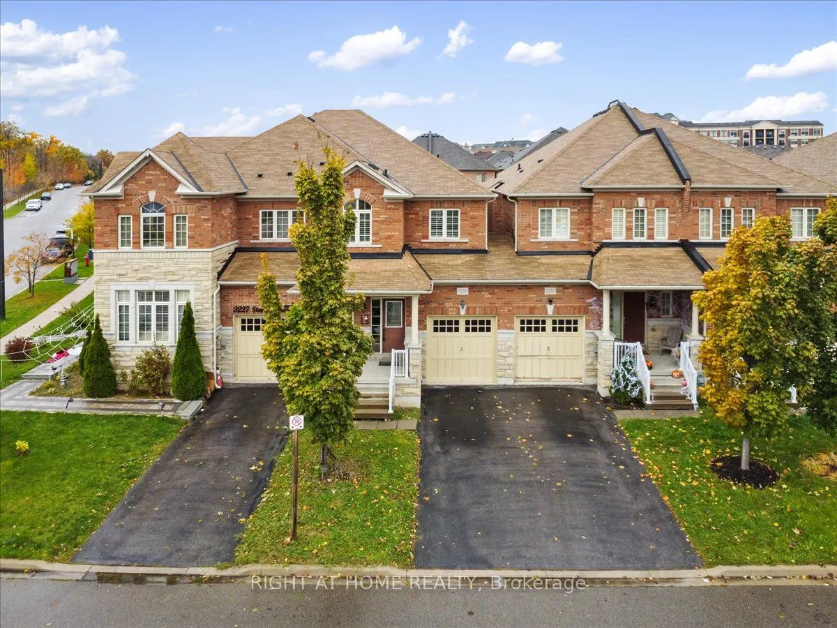 3229 Stoney Crescent, ON L5M 0V4