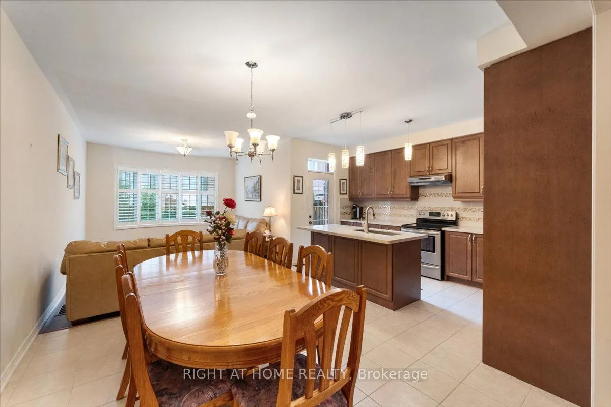 3229 Stoney Crescent, ON L5M 0V4