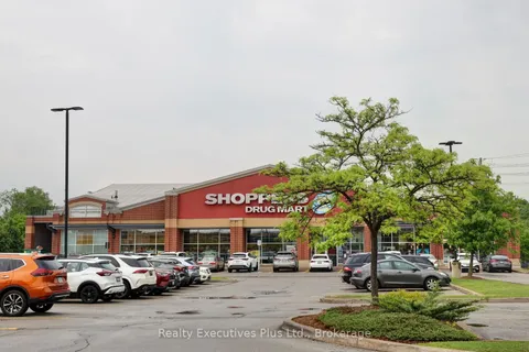 322 Pine Avenue, ON L6J 2J9