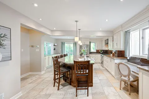 174 Lisa Marie Drive, ON L9W 4P7