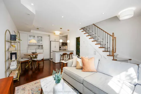 212 Brandon Avenue, ON M6H 0C5