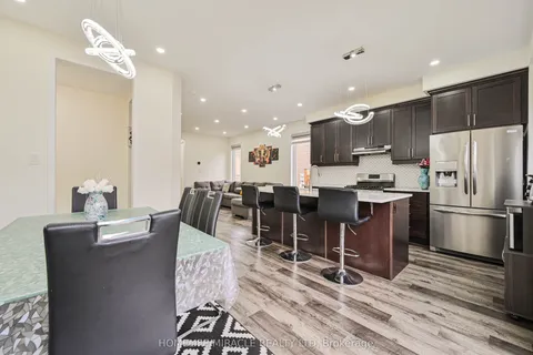 896 Sumac Crescent, ON L9E 1R7