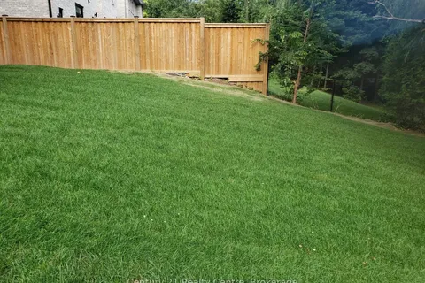 1491 Pembroke Drive, ON L6H 1V6