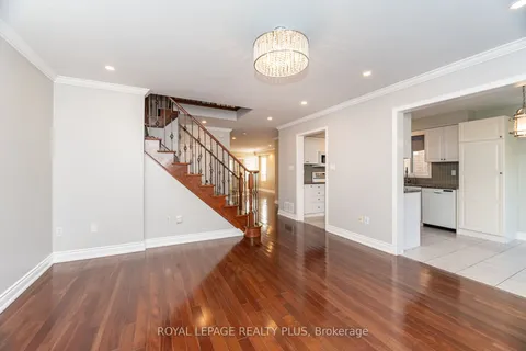 3673 Freeman Terrace, ON L5M 6Z3