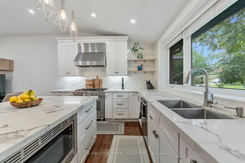 41 Waterford Drive, ON M9R 2N5