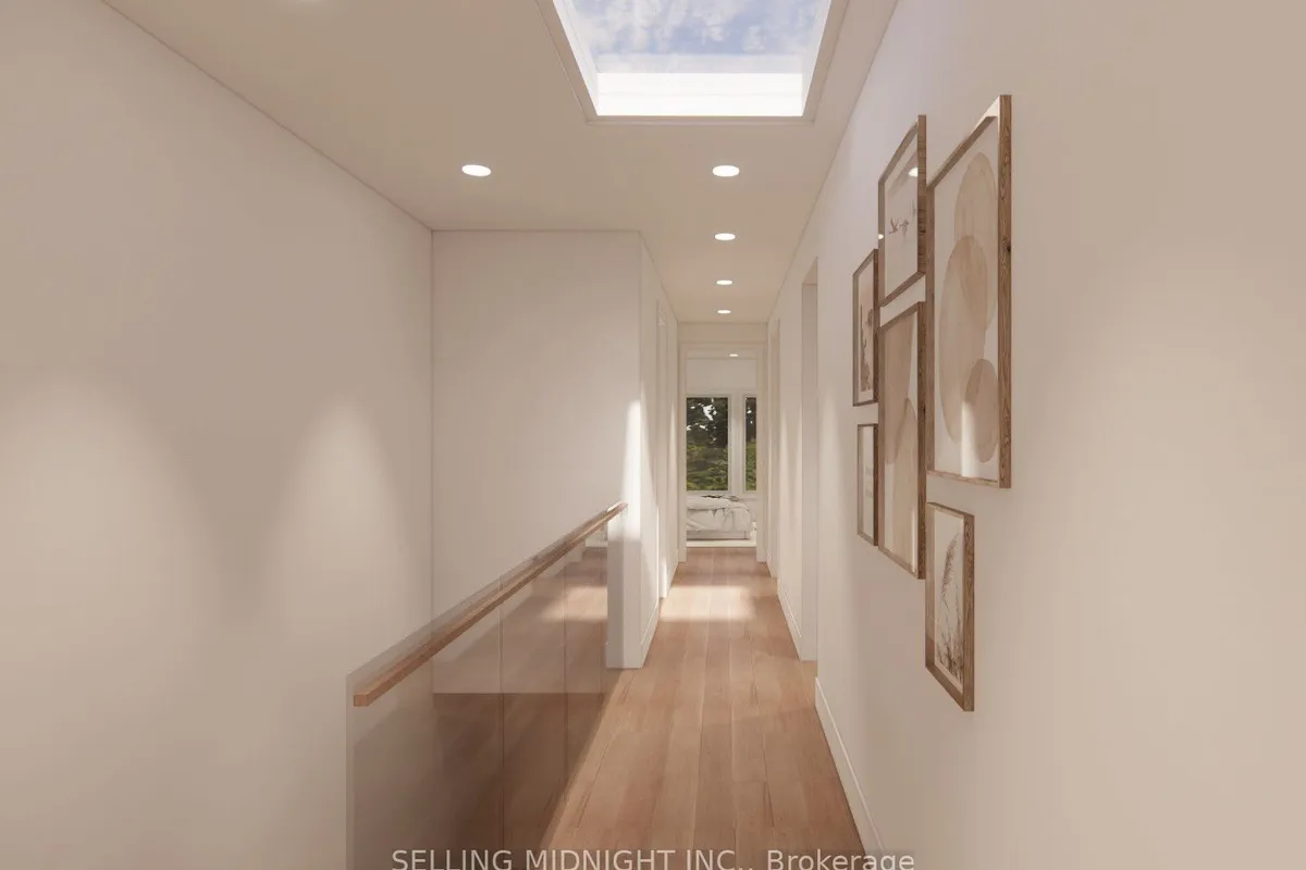 189 Hay Avenue, ON M8Z 1G3