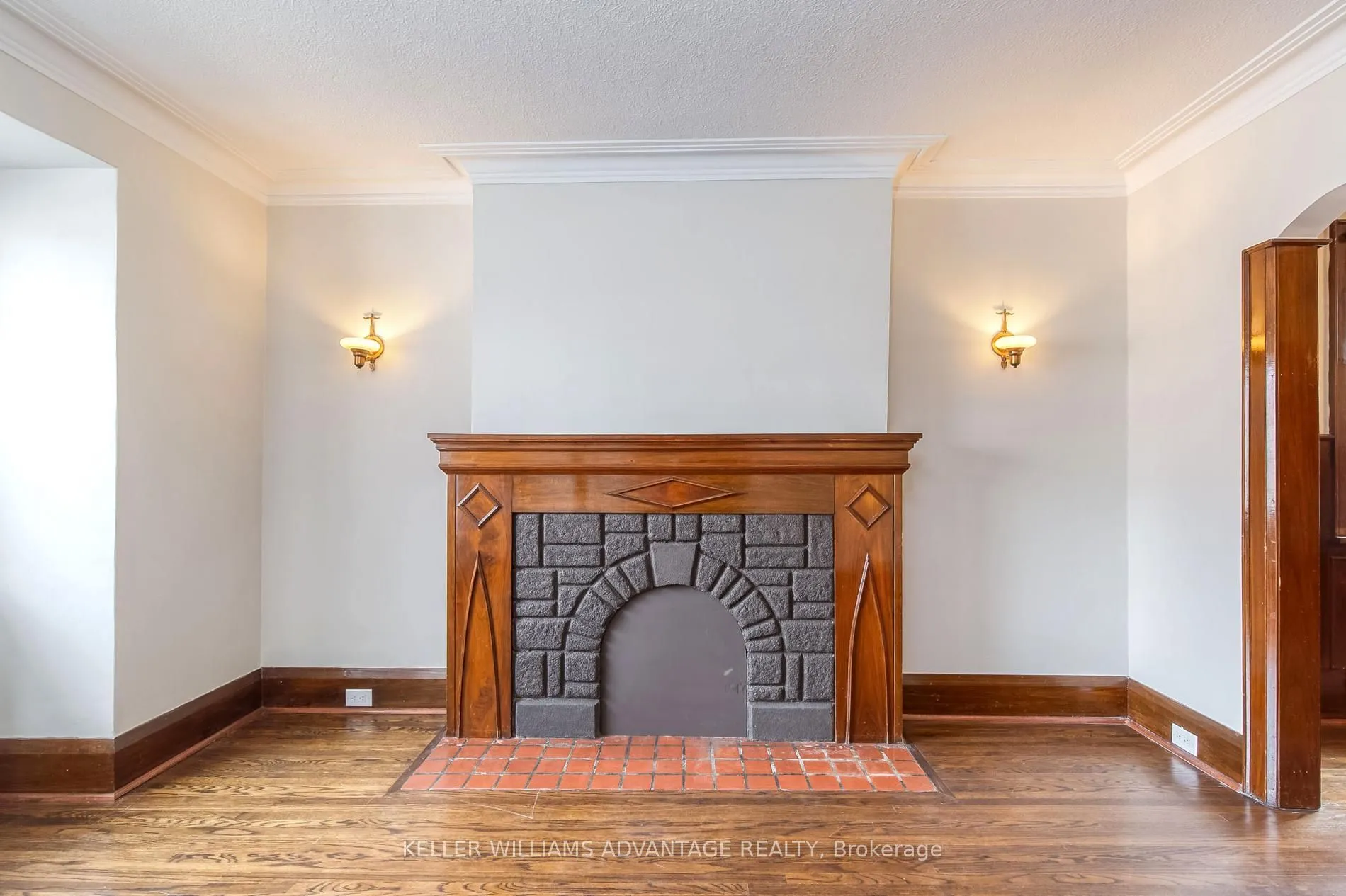 Detached kitchen at 1837 Davenport Road Toronto