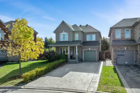 2182 Meadowglen Drive, ON L6M 4C9