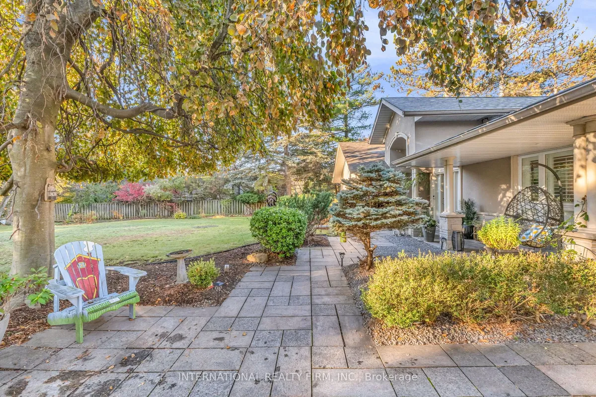 1049 Indian Road, ON L5H 1R6