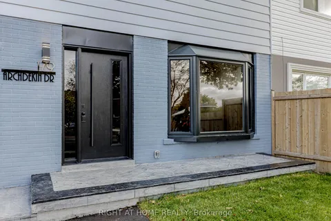 179 Archdekin Drive, ON L6V 1Y8