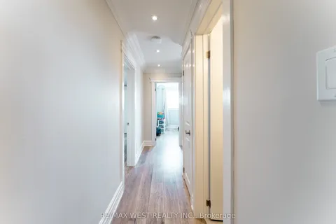 70 Wheatsheaf Crescent, ON M3N 1P6