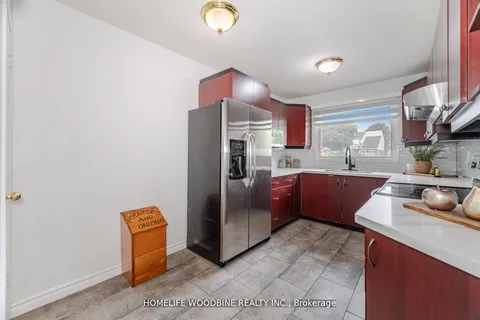 2498 Mainroyal Street, ON L5L 1C9