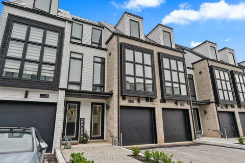 138 EAST Street, ON L6L 0H9