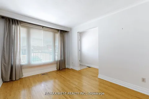 304 Concord Avenue, ON M6H 2P6