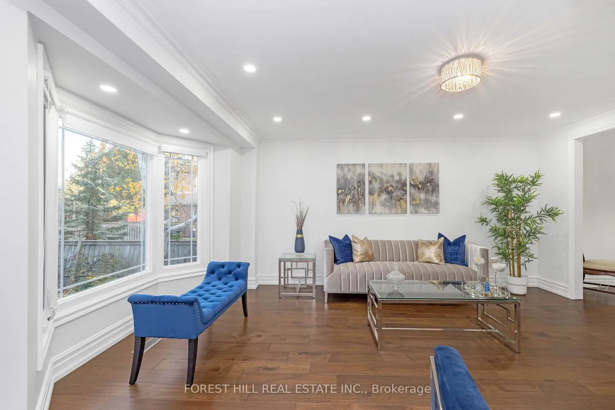 4640 Beaufort Terrace, ON L5M 3H9