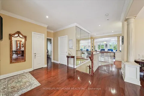 17 Mcnutt Street, ON L6Y 5L3