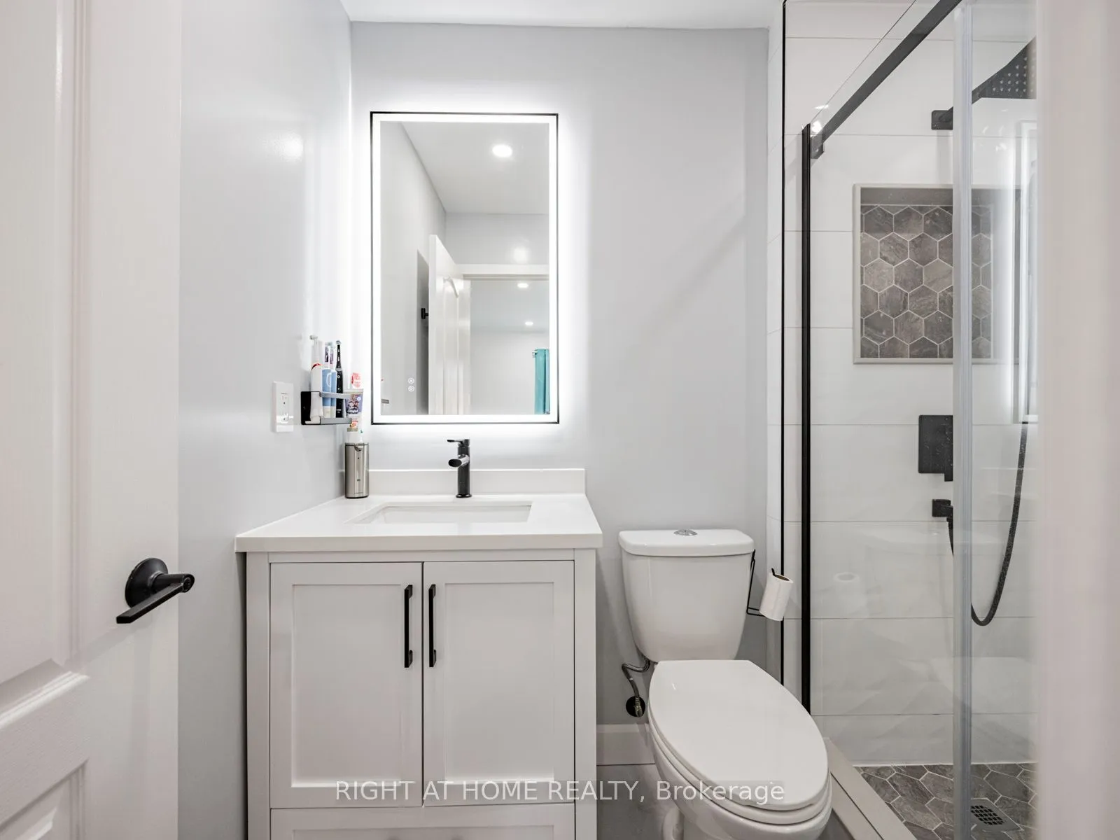 Condo Townhouse living room at 601 Shoreline Drive Mississauga