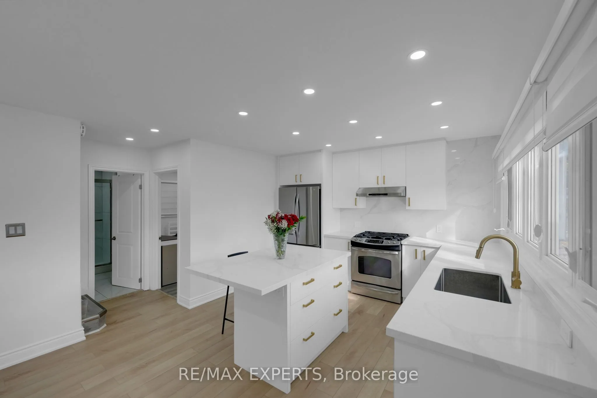 100 Wallasey Avenue, ON M9M 1E4