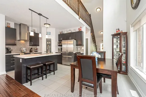 78 Wardlaw Avenue, ON L9W 6M3