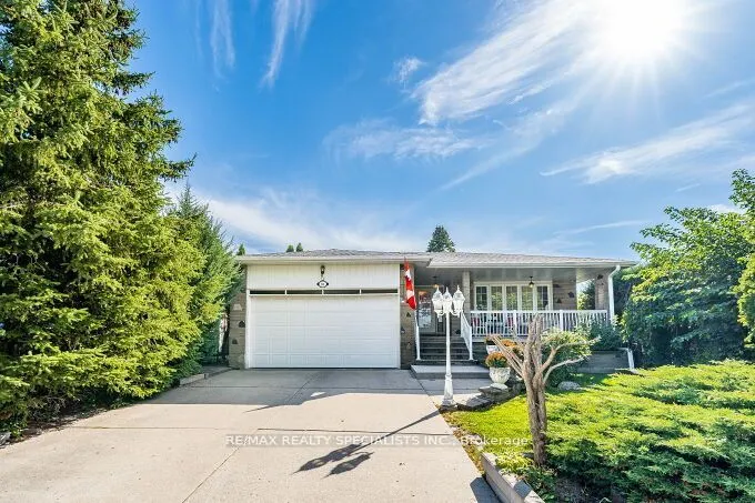 61 Brewster Crescent, ON M3N 1C7