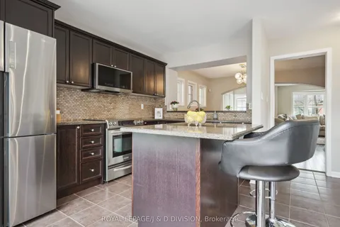 612 Sellers Path, ON L9T 0P4